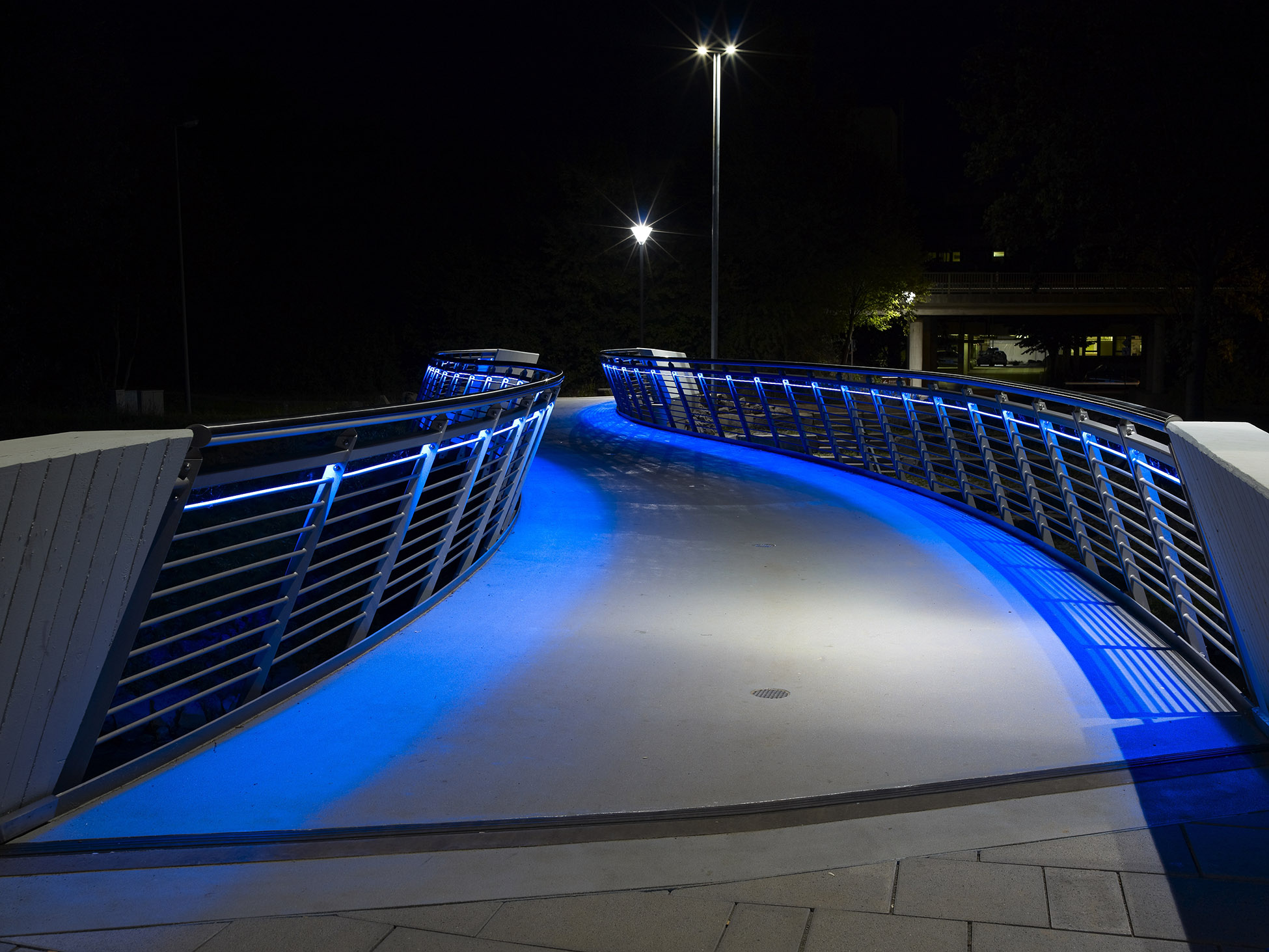 Brücke-Lb-012 Brücke bei Nacht mit blauer LED Beleuchtung